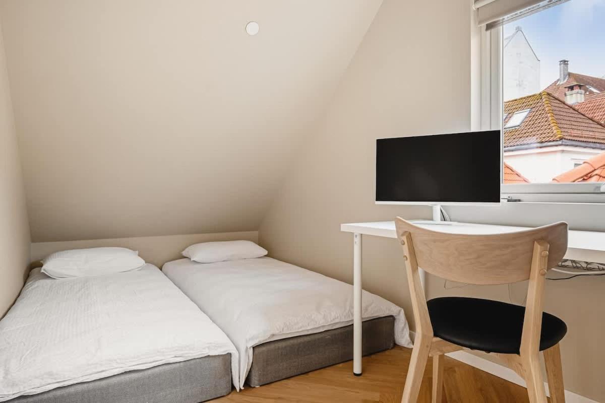 Dinbnb Apartments I Mid-City Luxury With Mini Balcony And Smart Tv & Sound System Bergen Esterno foto