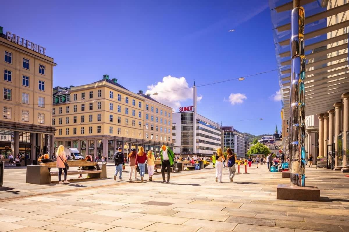 Dinbnb Apartments I Mid-City Luxury With Mini Balcony And Smart Tv & Sound System Bergen Esterno foto